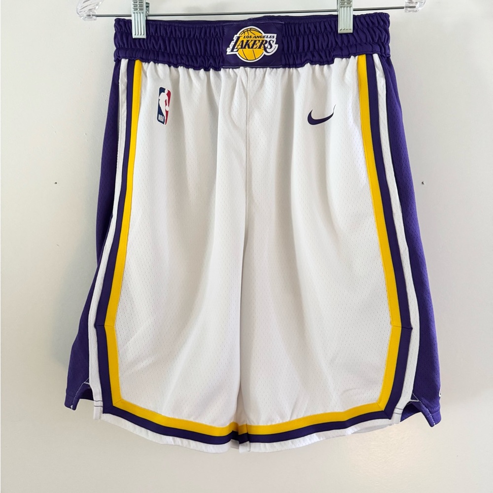 Nike Mens Lakers White and Purple Basketball Shorts NWT Mens Small